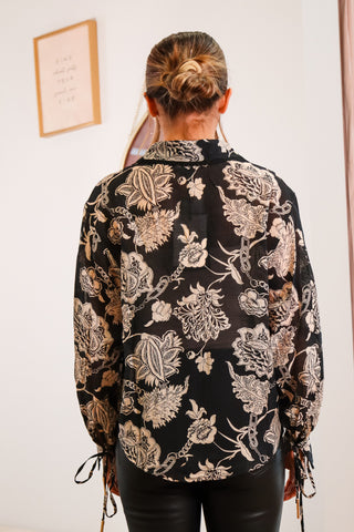 Elisabet Button Down - En Saison