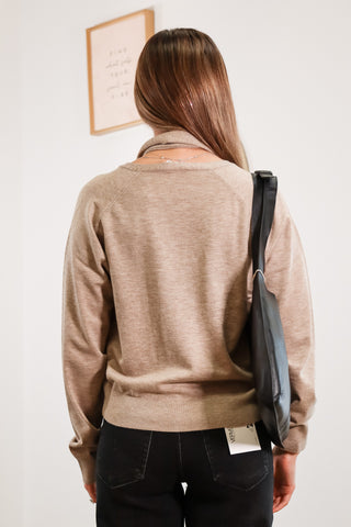 beige sweater, fall sweater, fall outfit inspo, sweater with scarf, beige sweater with scarf