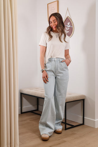 High rise jeans, wide leg jeans, stripped denim, stripped pants