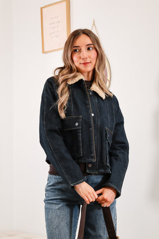 Denim jacket, cropped denim jacket, fall jacket, fall outfit inspo, jacket with fur collar