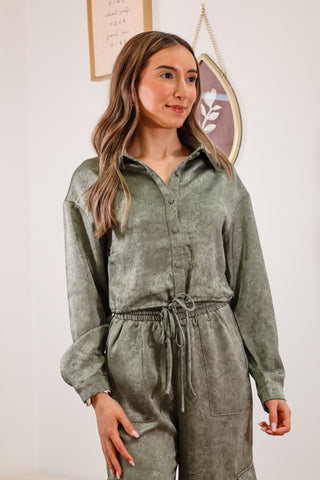 Matching set, satin green button down, collared shirt