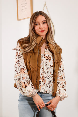 vest, vests, fall outfit, fall outfit inspo, brown vest