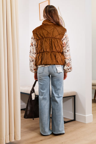 vest, vests, fall outfit, fall outfit inspo, brown vest