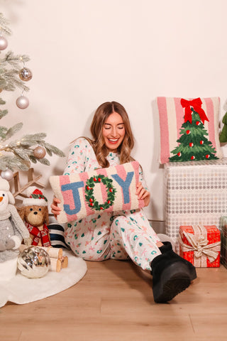 christmas pajama set, holiday pajama set, white pajama set, white and pink pajama set, bow pajama set, white and green pajama set, holiday gift ideas, birthday gift ideas