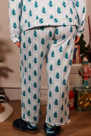 Pajama sets, holiday pajama sets, blue pajama sets, holiday gift ideas, birthday gift ideas, super cute pajama sets