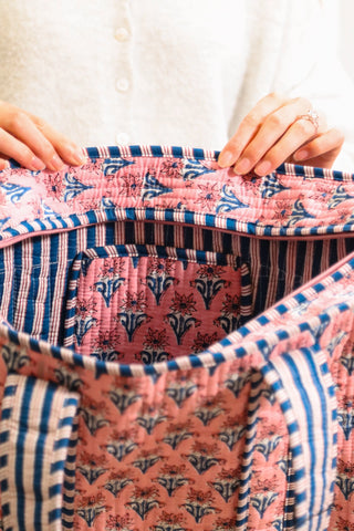 Got It In The Bag - Tote - Pink Daisies