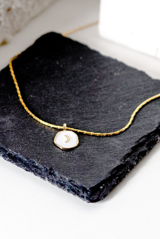 Catch You Lunar Necklace - White