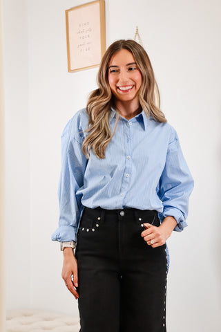 Button down, stripped button down, blue button down, sparkly button down, fall outfit Inspo, blue and white stripped button down  