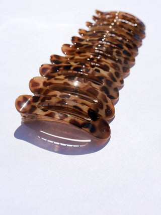 LAY DOWN CLAWS: SHINY DARK TORTOISE