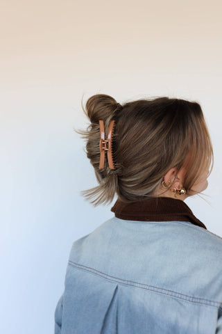 Shiny Midi Hold Everything Claw: DARK TORTOISE