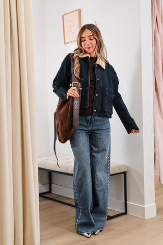 Denim jacket, cropped denim jacket, fall jacket, fall outfit inspo, jacket with fur collar