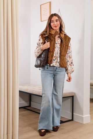 vest, vests, fall outfit, fall outfit inspo, brown vest