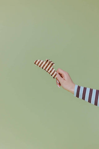 POLKA DOT & STRIPED OVERSIZED CLAWS: BROWN AND BLUE STRIPED