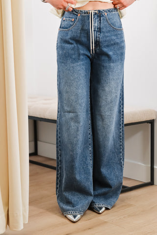 Daze Denim- jeans with draw string down the front, casual medium wash jeans, comfortable fall jeans