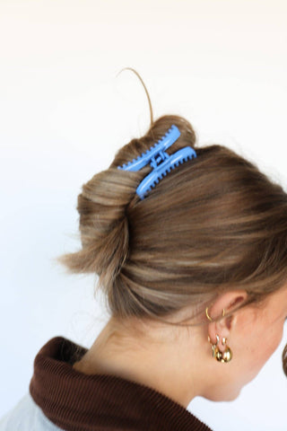 Shiny Mini Hold Everything Claw: NAVY BLUE