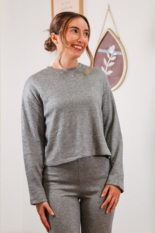 Gray sweater with matching bottoms, very comfortable 