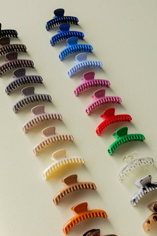 Shiny Mini Hold Everything Claw: CREAM