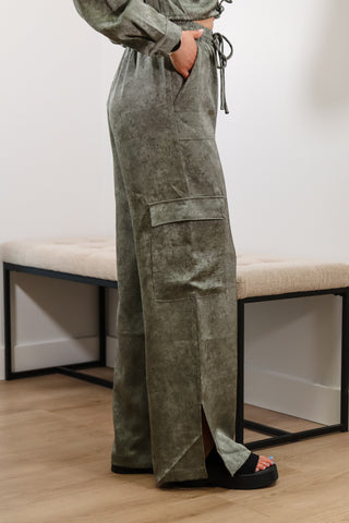 Crinkle satin cargo pants, olive green, sinch waistband, matching set