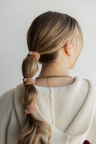 cute hair ties, colorful hair ties, thick hair ties, kaxi hair ties, hair ties that dont tip out your hair, hair ties that dont leave bumps in your hair, hair ties good for thick hair