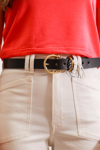 Black staple belt, staple belt, black belt, classy belt, perfect everyday belt