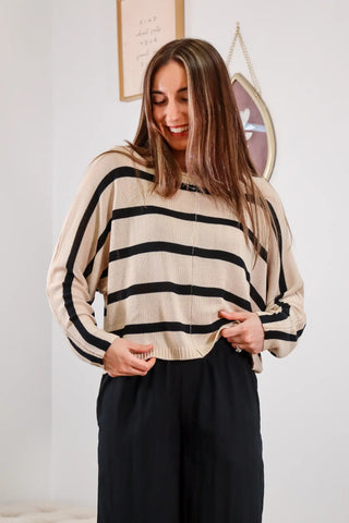 Stripped sweater, Tan and black sweater, comfortable work outfits, cute and classy for inspo, relax summer night outfit inspo, tan sweater, black sweater, Trending sweater, trendy outfit