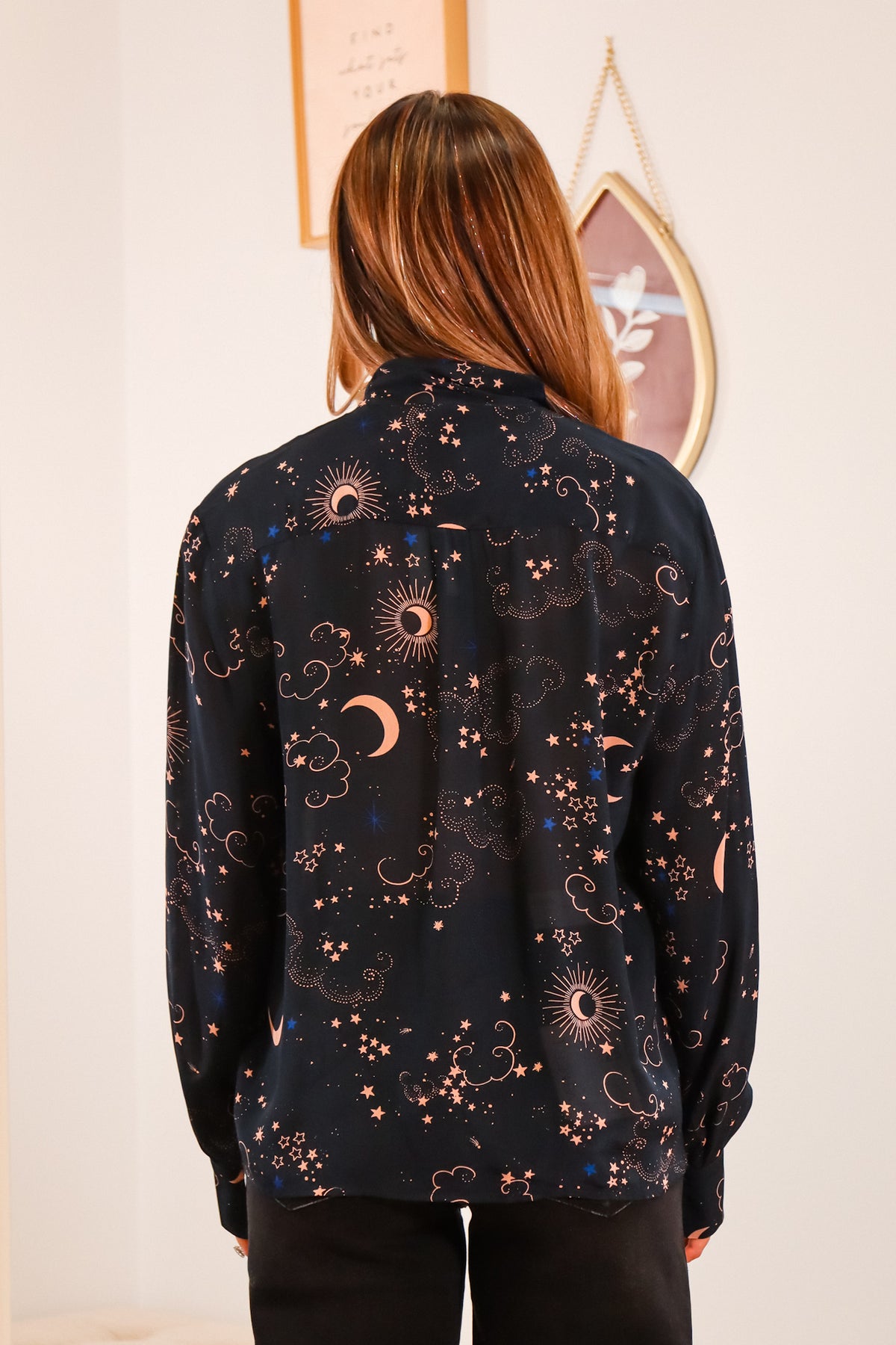 blouse, navy blouse, fall tops, fall outfit, fall outfit inspo, blouse outfits, printed blouse