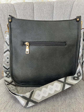 Dark grey purse, box shaped purse, cute everyday bag, everyday bag, bag with gold detailing, bag with zipper