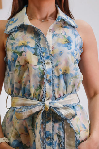 mini spring dress, spring break dress inspo, flower dress, blue and white flower dress, spring dress, short dress, picnic dress, dinner dress, vacation outfit inspo, mini dress with a belt, collar dress