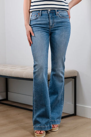 Jeans, Medium Wash Jeans, summer jeans, Flared Jeans, Summer jeans outfit Inspo, Trending Jeans, Popular Jeans, Daze Denim 