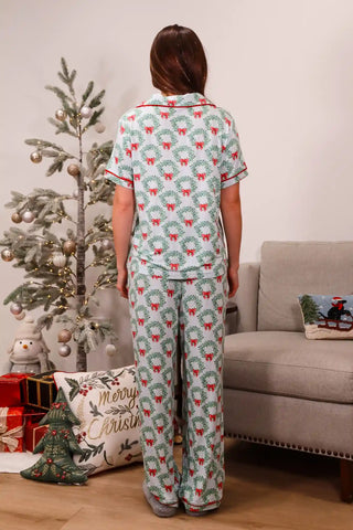 Wreath & Ribbons - Pajama Set