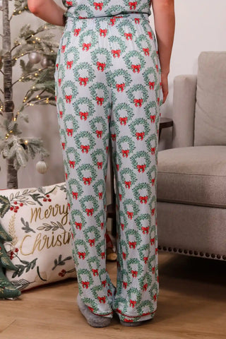 Wreath & Ribbons - Pajama Set