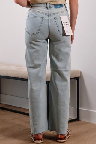 Light wash jeans, high rise jeans, summer jeans, full length jeans - 3