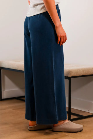 High rise pants, blue pants, denim pants, flowy pants, cute pants, full length pants, lightweight pants, elastic waist pants - 4