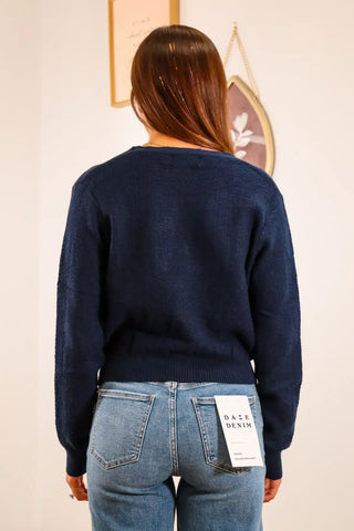 cute cardigan, v neck cardigan, navy cardigan, navy v neck cardigan, horse sweater, horse cardigan, cute fall sweaters, cute winter sweaters, fall outfit inspo, navy cardigan outfit inspo
