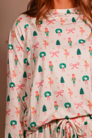 christmas pajama set, holiday pajama set, white pajama set, white and pink pajama set, bow pajama set, white and green pajama set, holiday gift ideas, birthday gift ideas