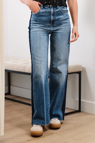 perfect everyday jeans, jeans with two shades, dark wash jeans, light wash jeans