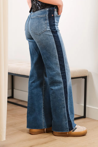 perfect everyday jeans, jeans with two shades, dark wash jeans, light wash jeans