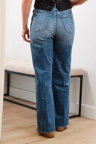 perfect everyday jeans, jeans with two shades, dark wash jeans, light wash jeans