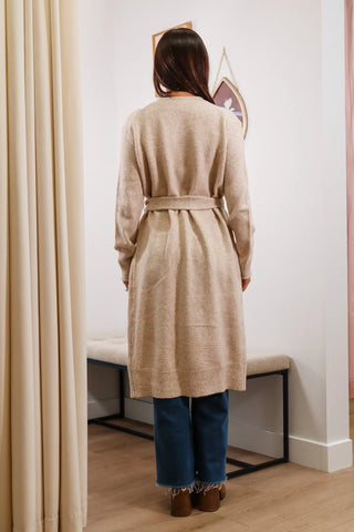 long cardigan sweater, cute cozy winter work inspo, work fit inspo, ream cardigan, brown button long cardigan