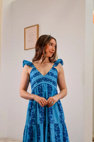 Cute midi dress, cute blue midi dress, blue midi dress, summer dresses, blue summer dresses, v neck midi dress, blue v neck dress, v neck dress