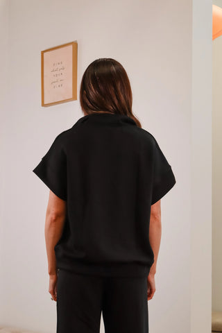 Lounge pants, cute lounge pants, black lounge pants, comfy pants, cute sets, comfy sets, cute comfy sets, airport outfit, airport outfits, airport outfit inspo, cute black sets, black lounge set, cute black lounge set, 