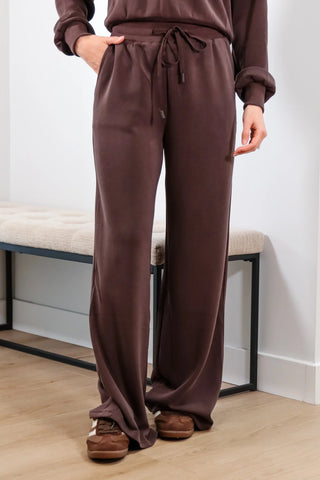 Brown sweatpants, sweatpants, comfy pants, brown pants, drawstring pants, straight leg sweatpants, soft sweatpants