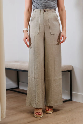 Work Trousers, Work Pants, work outfit inspo, Flowy spring pants, spring pants, spring break outfit inspo, summer pants