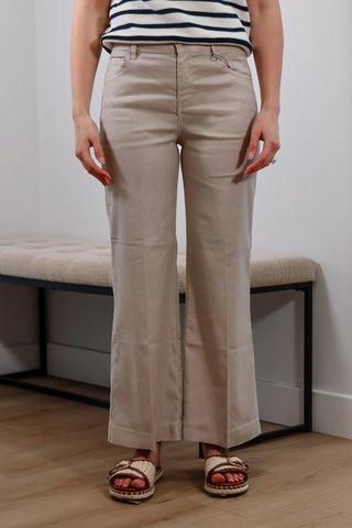 Linen Pants, summer pants, work pants, Pants for summer, summer outfit inspo, work outfit inspo, office job fit, summer abroad outfit inspo, summer linen pants 