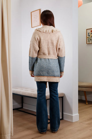 Comfortable Cardigans, Blue Cardigan, Cardigans, Comfortable outfit ideas, Cardigans for fall, Throw over cardigans, beige cardigans, beige and blue cardigan