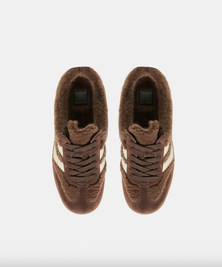Merit slide plush, fuzzy sneakers, slip on sneakers, brown sneakers, cute sneakers, dolce vita slides, cute fall shoes, brown shoes, brown slip on shoes, brown slides, dolce vita shoes, fall shoes, cute dolce vita shoes, merit slide plush dolce vita, merit slide plush dolce vita shoes near me