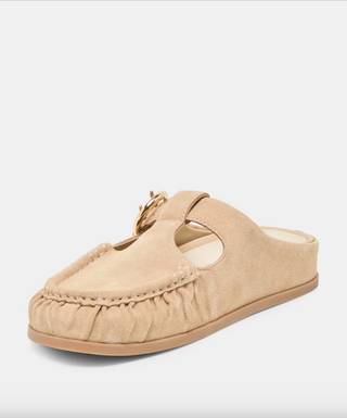 Dolce vita shoes, dolce vita clogs, tan dolce vita clogs, beige dolce vita clogs, dolce vita shoes, cute slip on shoes, dolce vita shoes near me