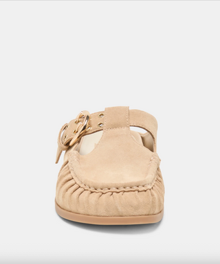 Dolce vita shoes, dolce vita clogs, tan dolce vita clogs, beige dolce vita clogs, dolce vita shoes, cute slip on shoes, dolce vita shoes near me