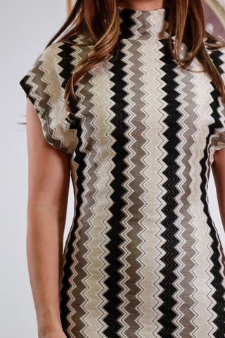 Holiday dress, mini dress, fall outfit inspo, dress inspo, fall mini dress, trending mini dresses, mini dress for winter, borwn mini dress, cream mini dress, zig zig dress
