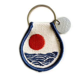 Keychain embroidered with a sunset and sea, high quality, cute